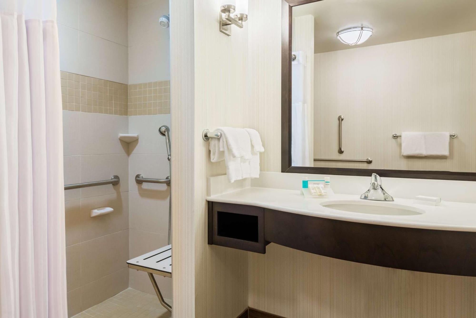 Hilton Garden Inn Wayne Extérieur photo