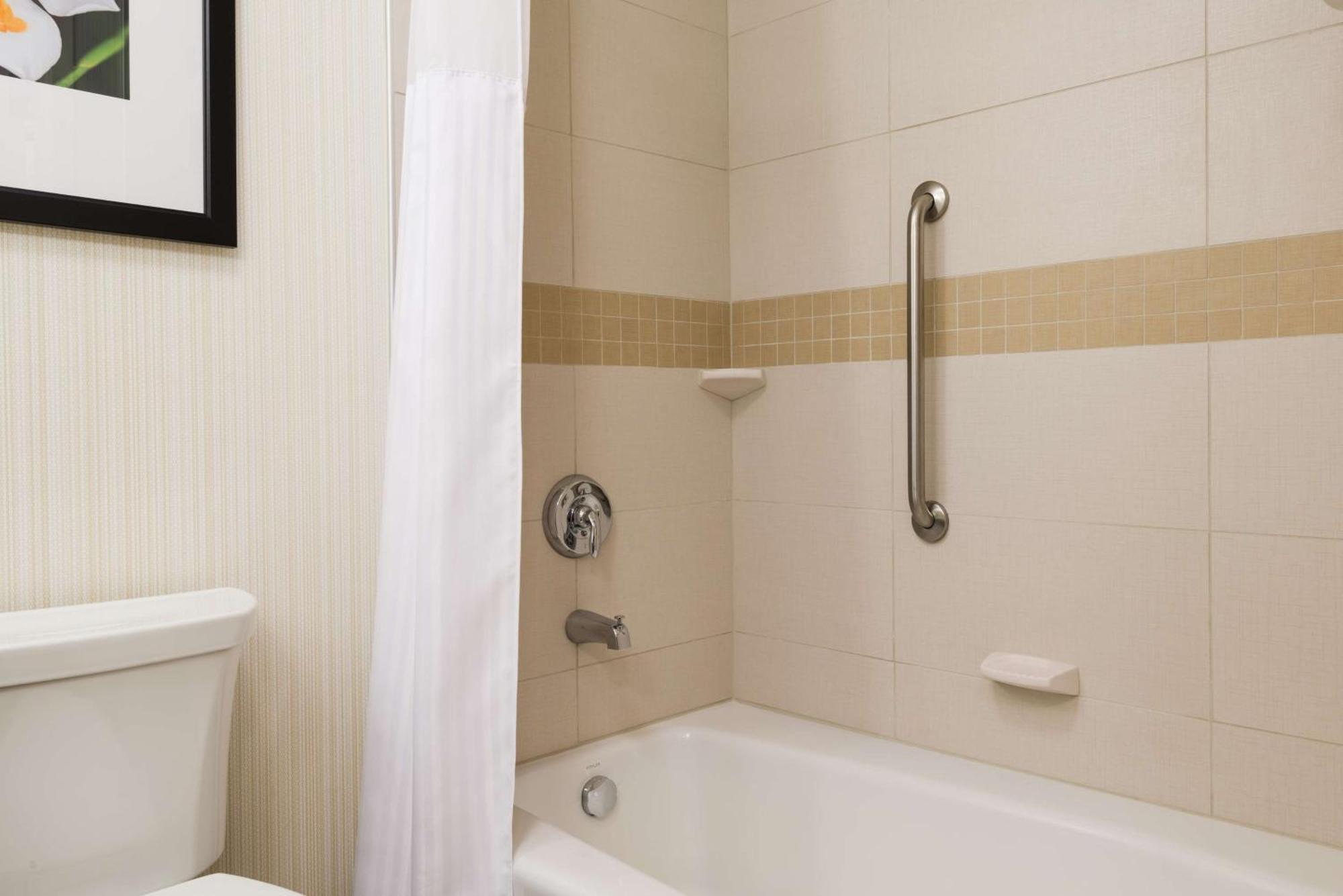 Hilton Garden Inn Wayne Extérieur photo